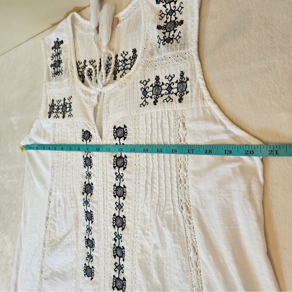 Philosophy Anthropologie Top Blouse Women Size XL White Blue Embroidery Boho - Picture 11 of 13
